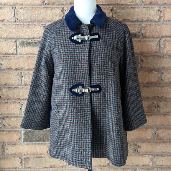 Bariloche Jackets & Blazers - 44. Bariloche wool cape herringbone jacket coat